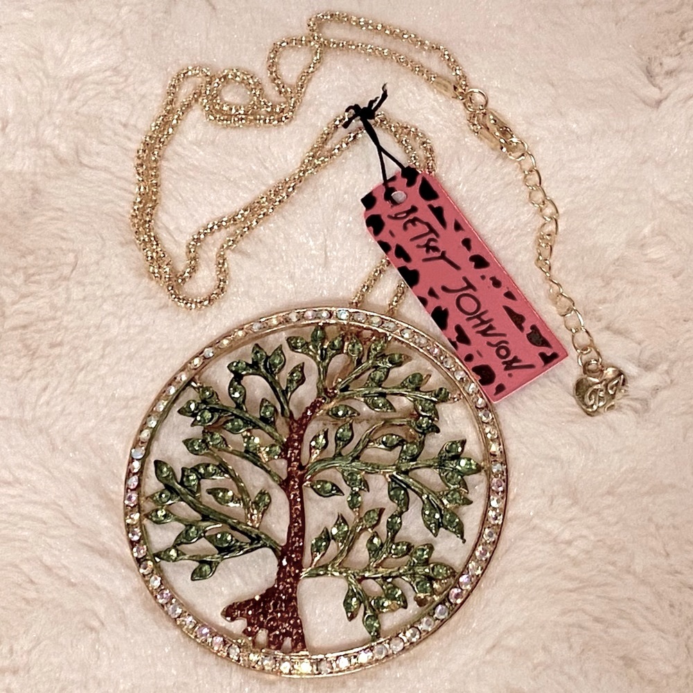NWT Betsey Johnson Tree Medallion Necklace Brooch